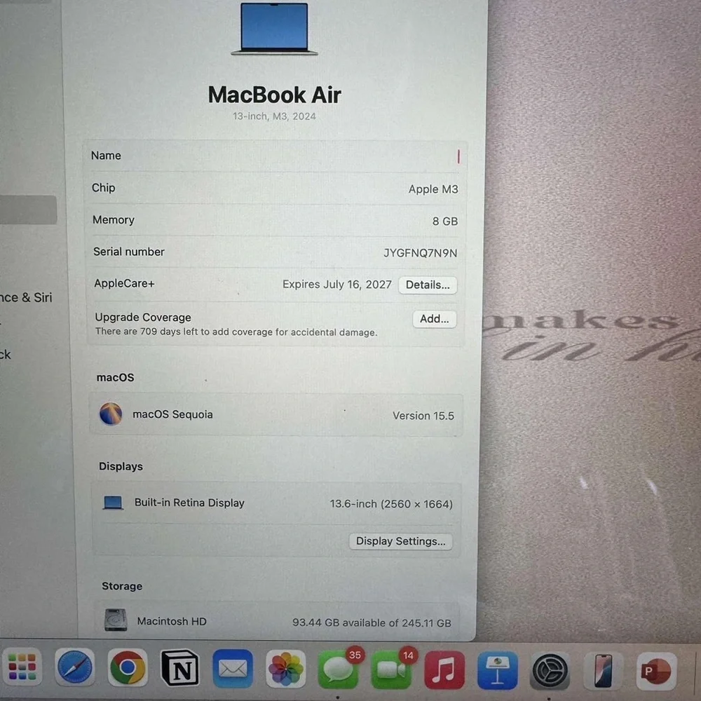 Apple MacBook in Elegant Silver